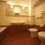 リベルティ ホテル 3*